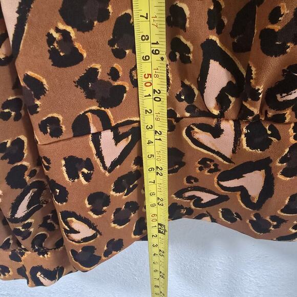 Karl Lagerfeld Leopard Heart Print Blouse Brown Size L Long Sleeve Smocked - Picture 12 of 13